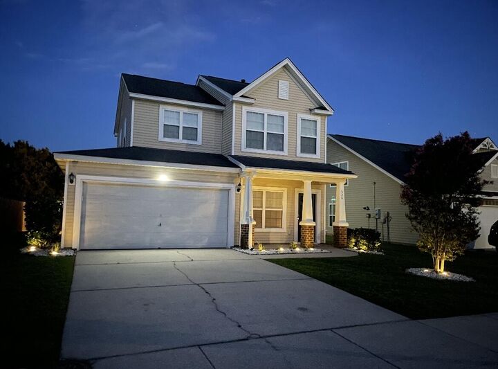 Property Photo:  326 Drayton Place Drive  SC 29461 