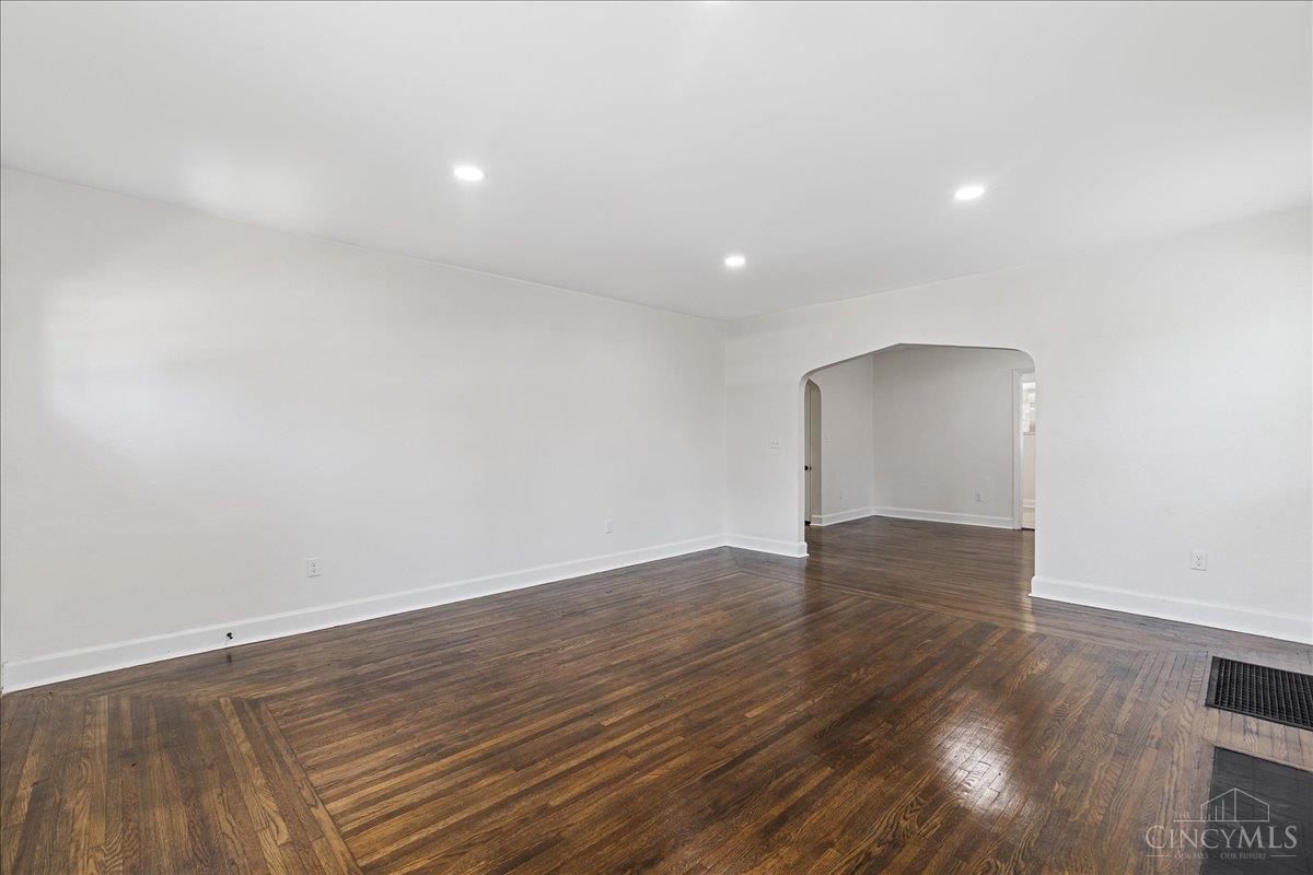 Property Photo:  2428 Homestead Place  OH 45211 