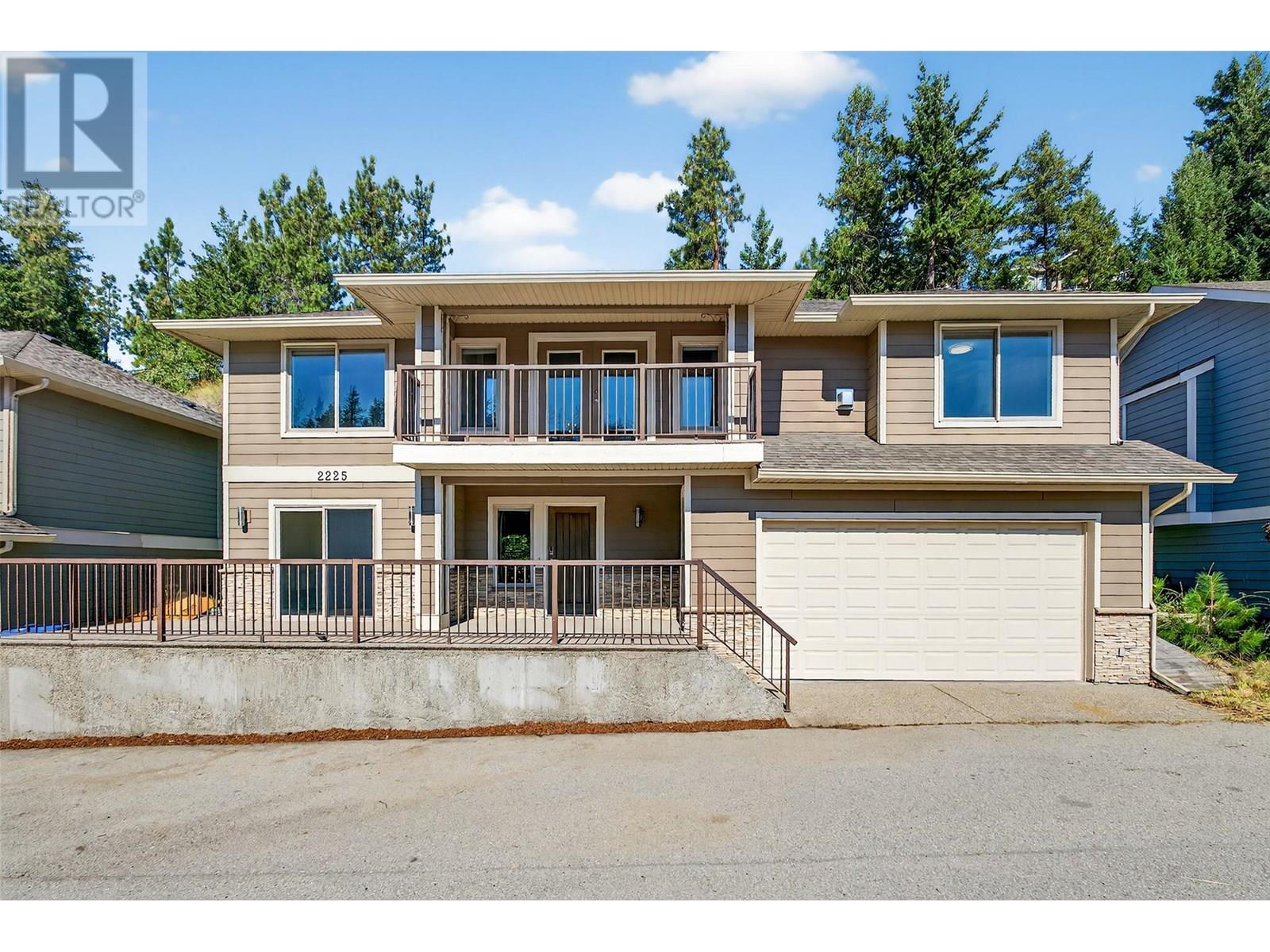 2225 Sunview Drive  West Kelowna BC V1Z 4B9 photo