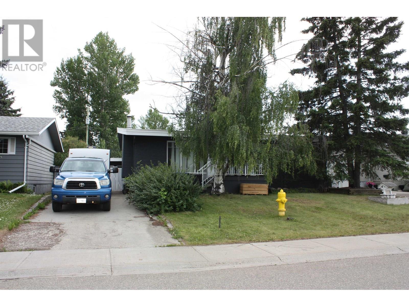 Property Photo: 9523 113 Avenue BC V1J 2X1