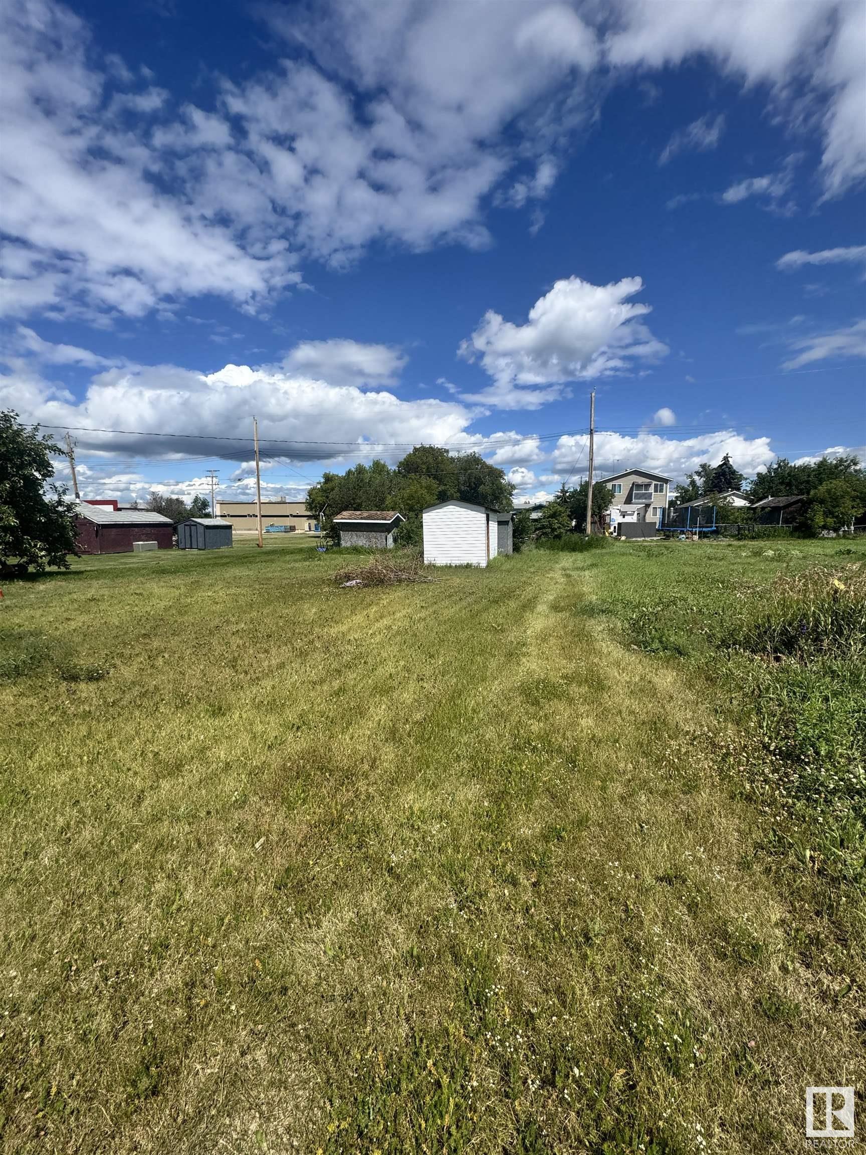 Property Photo: 5119 2nd Street AB T0A 0M0