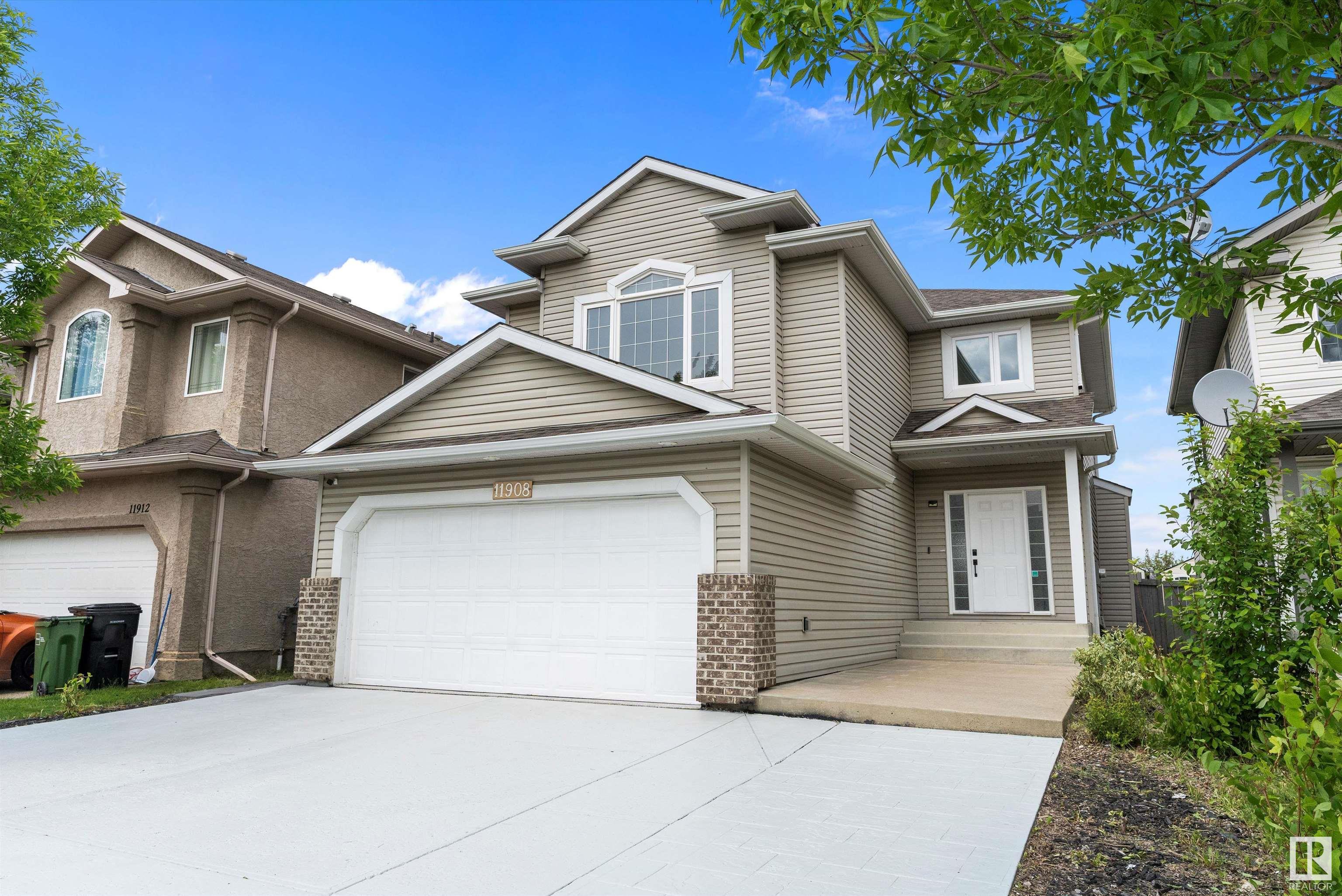 Property Photo:  11908 175 Avenue NW  AB T5X 0A5 