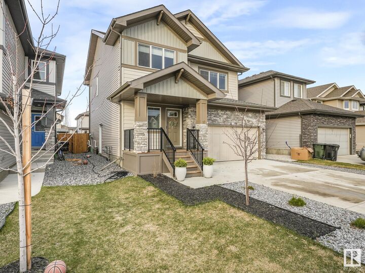 Property Photo:  10 Autumnwood Crescent  AB T7X 0J3 