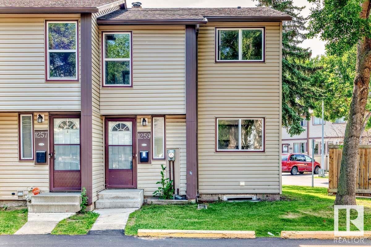 1259 Hooke Road NW  Edmonton AB T5A 4A4 photo