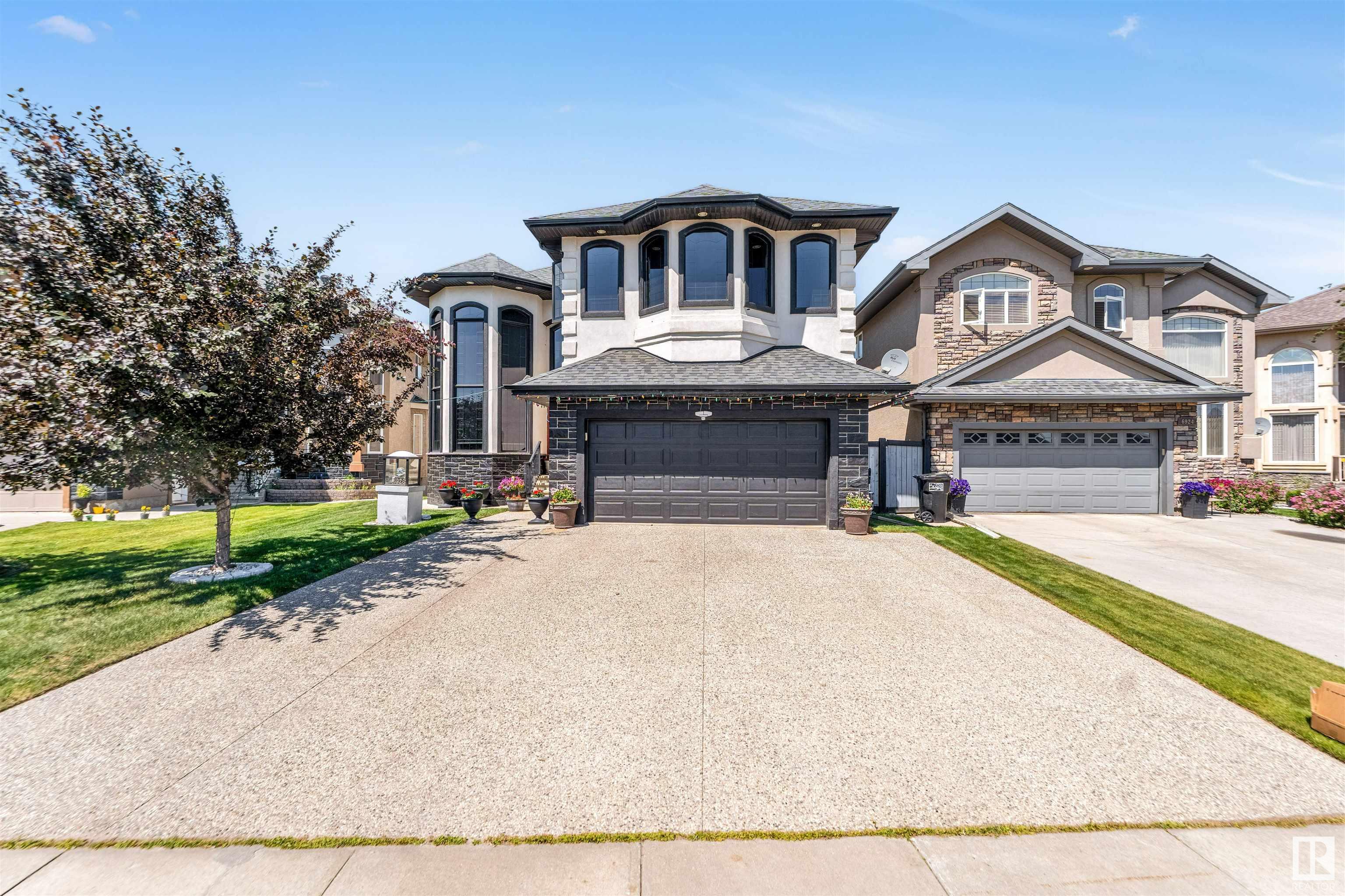 6928 14 Avenue SW  Edmonton AB T6L 1L3 photo
