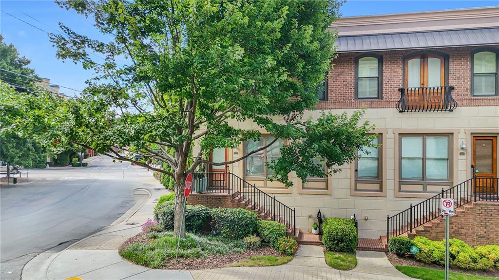 Property Photo: 385 15th Street NW 6 GA 30363