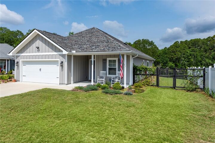 Property Photo: 110 Eva Drive GA 31558