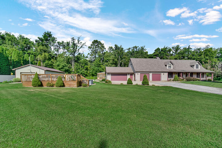 Property Photo: 10526 W 200 IN 46391