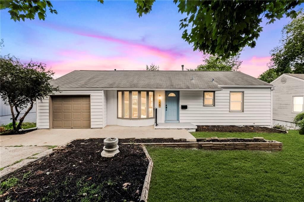Property Photo: 6229 Cedar Street KS 66205