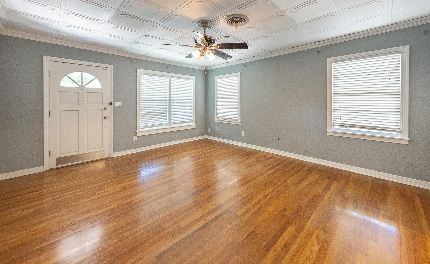 Property Photo: 3204 26th Street TX 79410