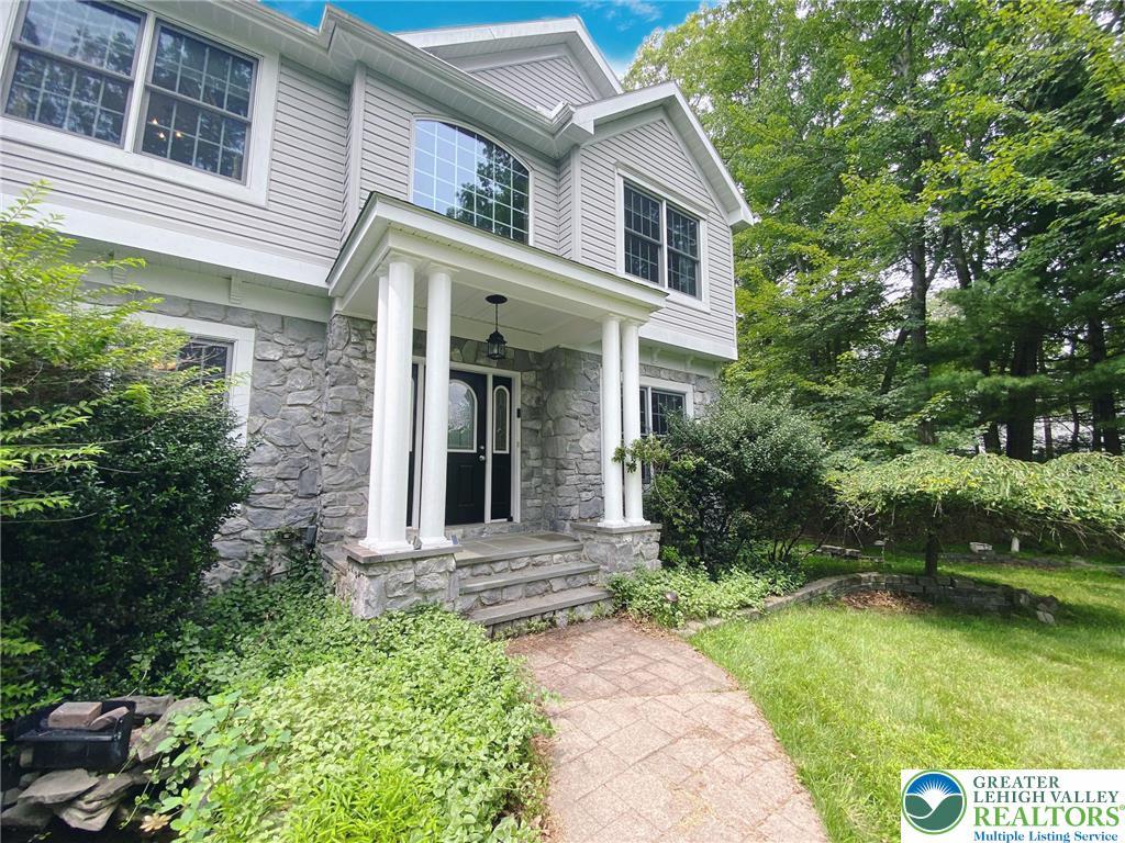 Property Photo: 117 Songbird Lane PA 18353