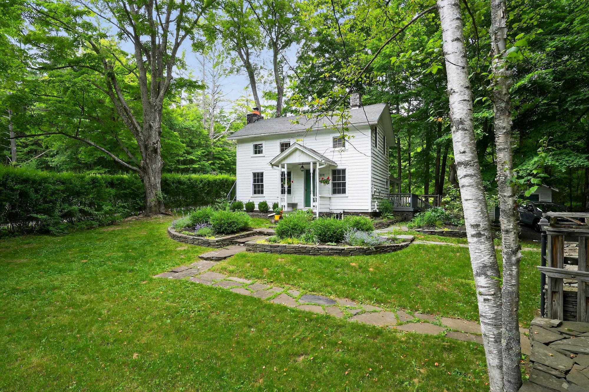 Property Photo: 2318 Glasco Turnpike NY 12498