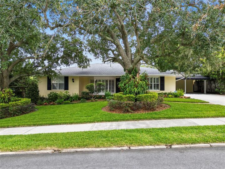 Property Photo: 425 Morningside Drive FL 33803