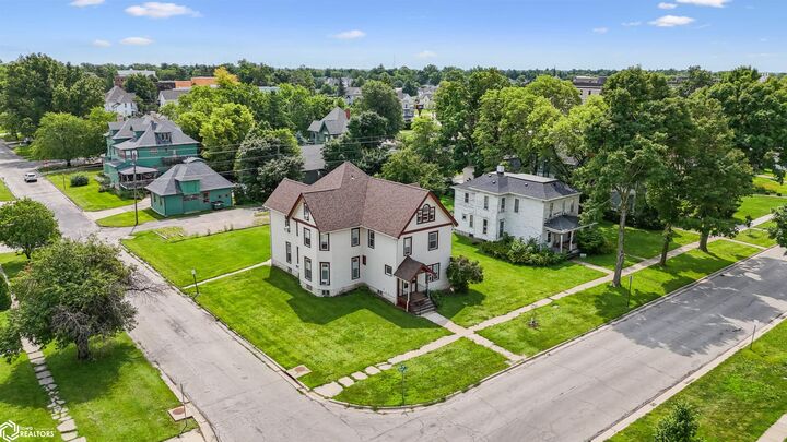 Property Photo: 1132 Main Street IA 50112