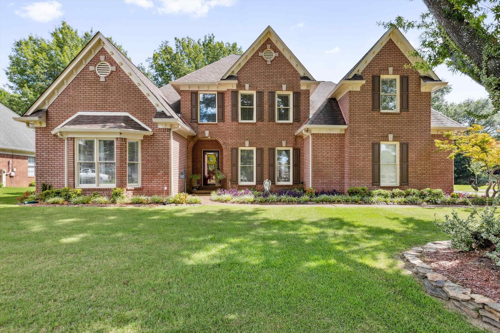 Property Photo: 8851 Pembroke Ellis Dr TN 38133