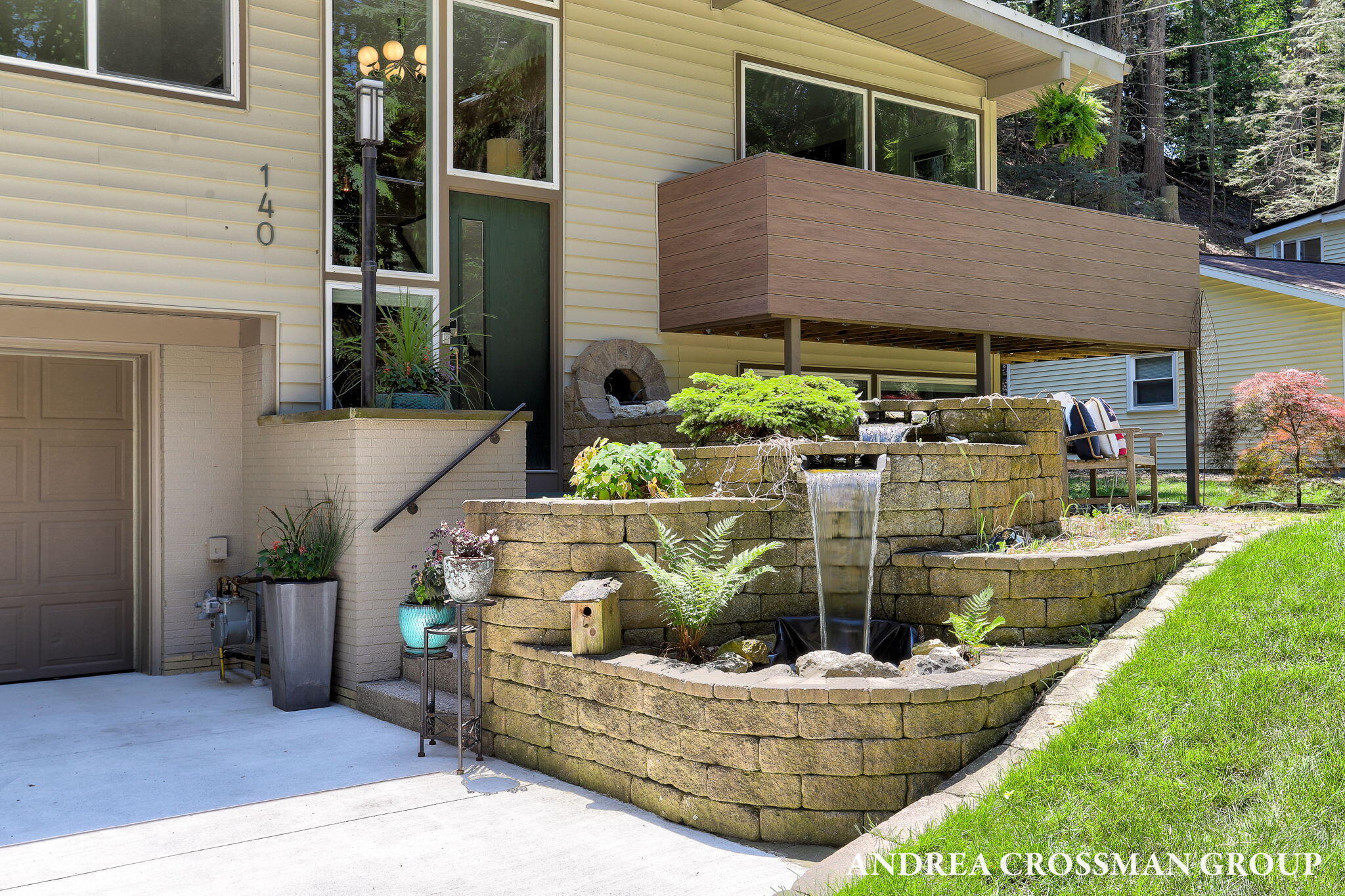 Property Photo: 140 Grand Avenue MI 49417