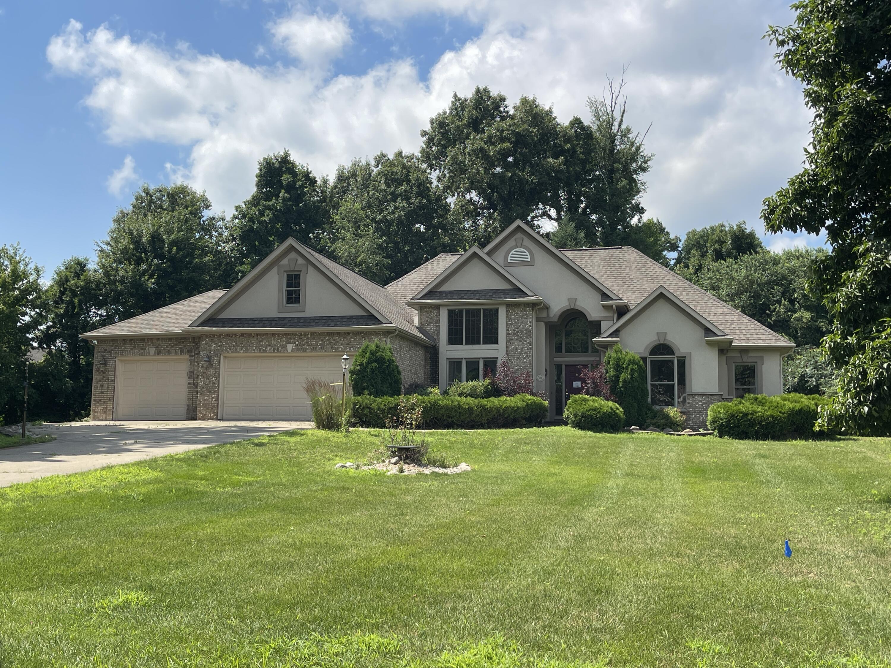 220 Jacaranda Drive  Battle Creek MI 49015 photo