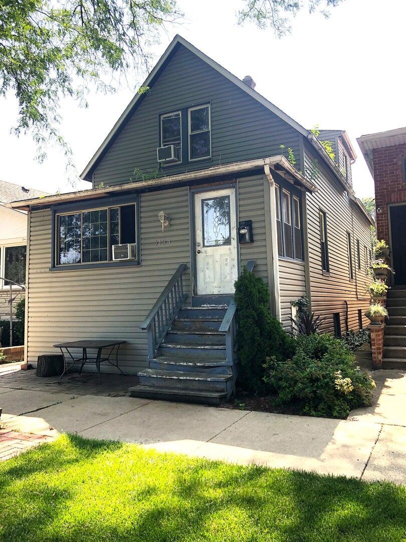 Property Photo:  4134 N Kolmar Avenue  IL 60641 