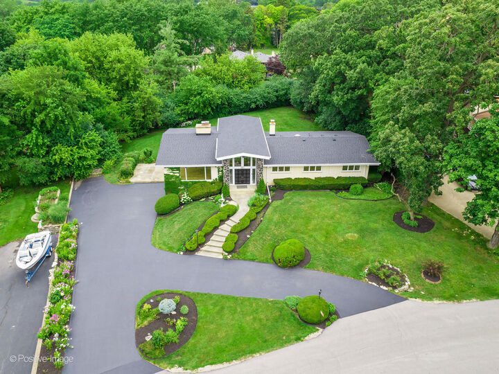 Property Photo: 5N770 Sycamore Avenue IL 60157