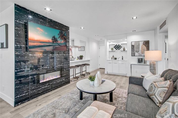 Property Photo: 1340 S Beverly Glen Boulevard 113 CA 90024