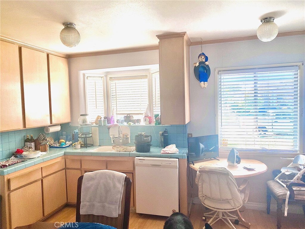 Property Photo:  9908 Ceres Avenue  CA 90604 
