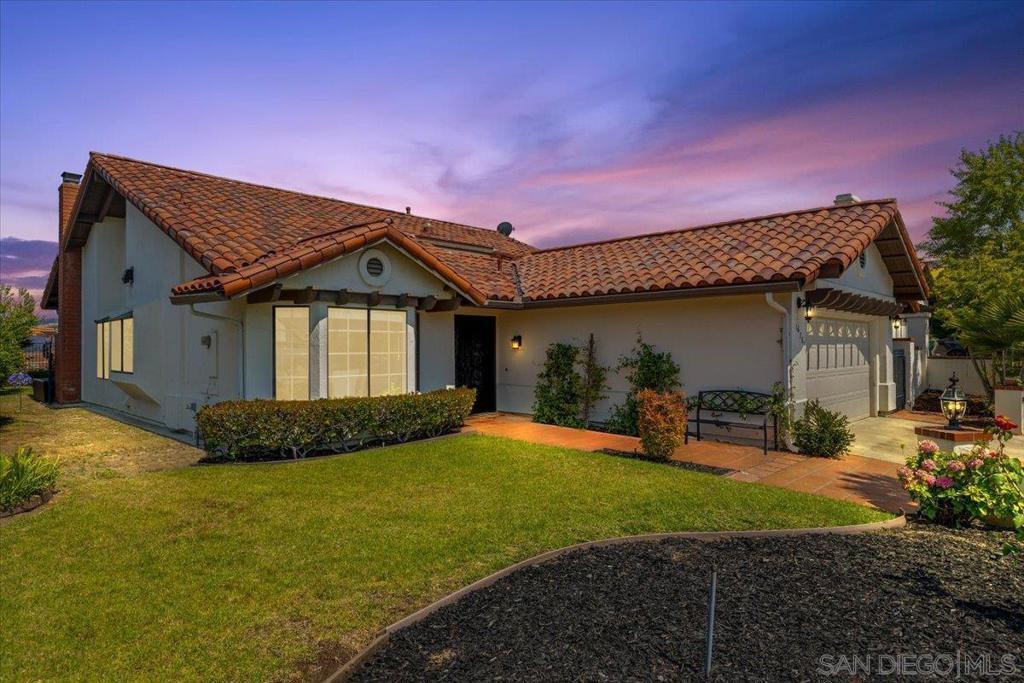 Property Photo: 16263 Via Embeleso CA 92128
