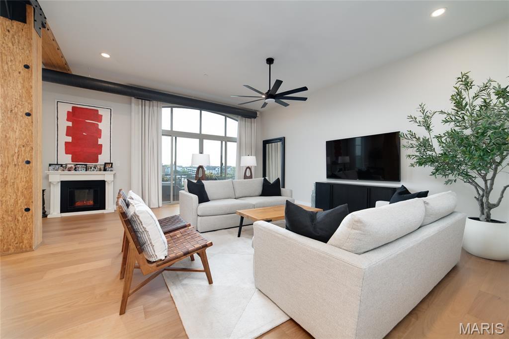 Property Photo: 630 Emerson Road 403 MO 63141