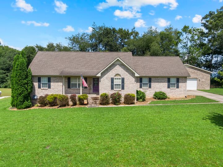 Property Photo:  197 Coventry Ct  TN 37342 