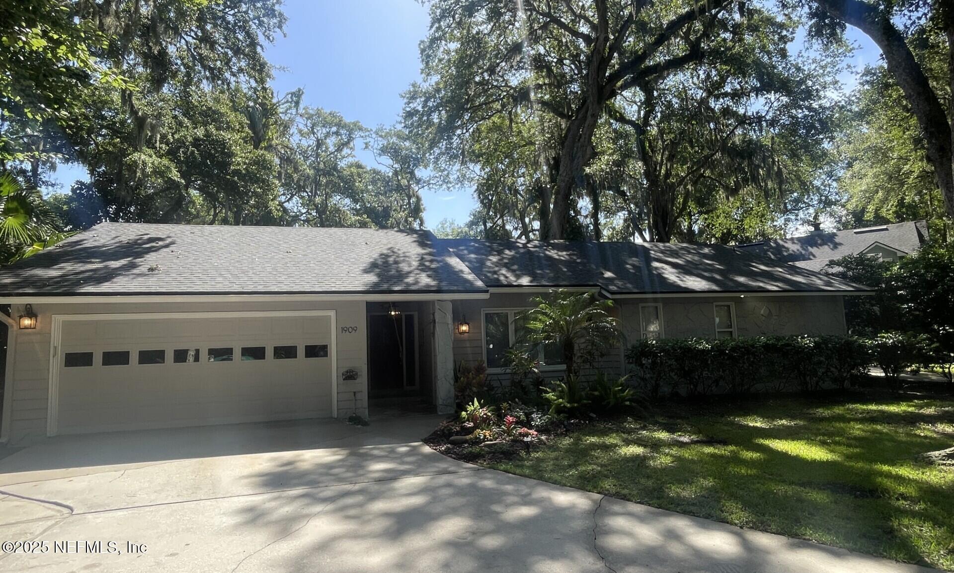 1909 Selva Marina Drive  Atlantic Beach FL 32233 photo