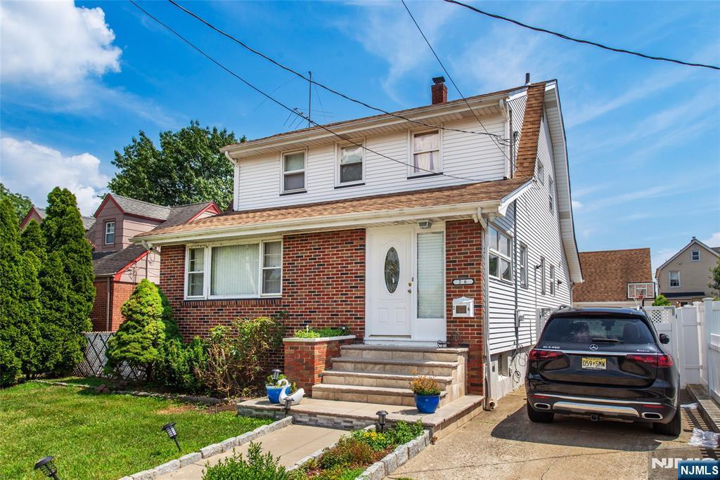 Property Photo:  26 Platt Avenue  NJ 07663 