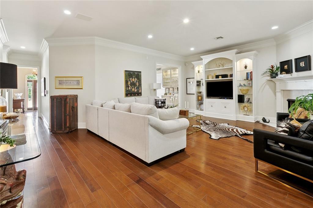 Property Photo: 1409 Homestead Avenue LA 70005