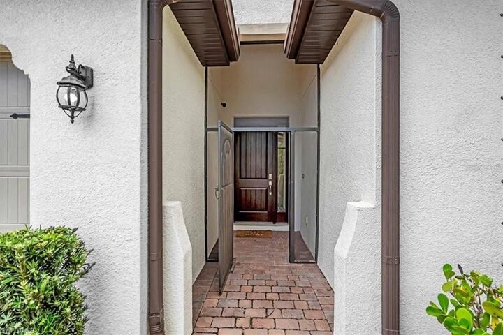 Property Photo:  291 Toscavilla Blvd  FL 34275 