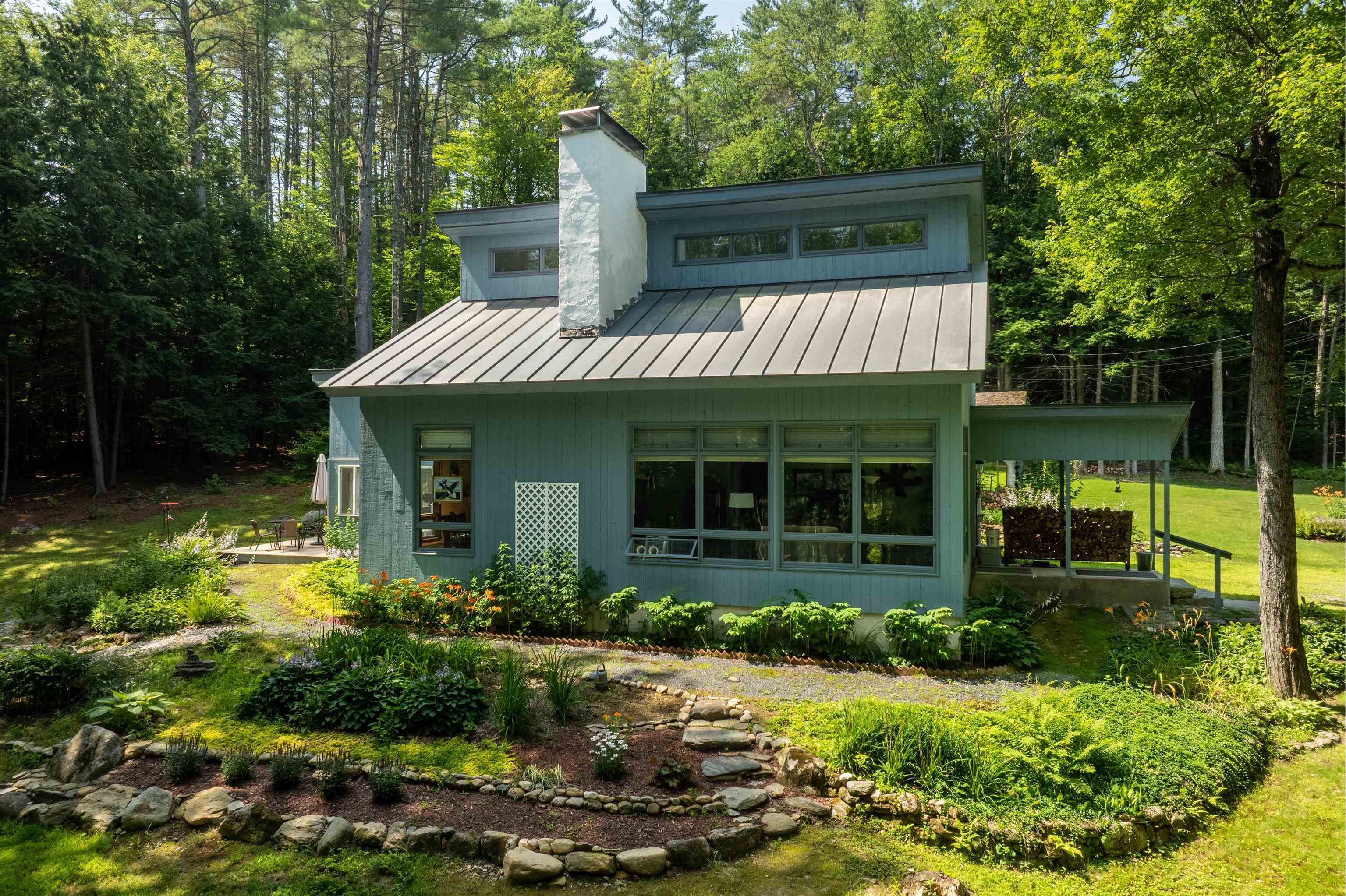 Property Photo: 281 Evergreen Terrace VT 05156