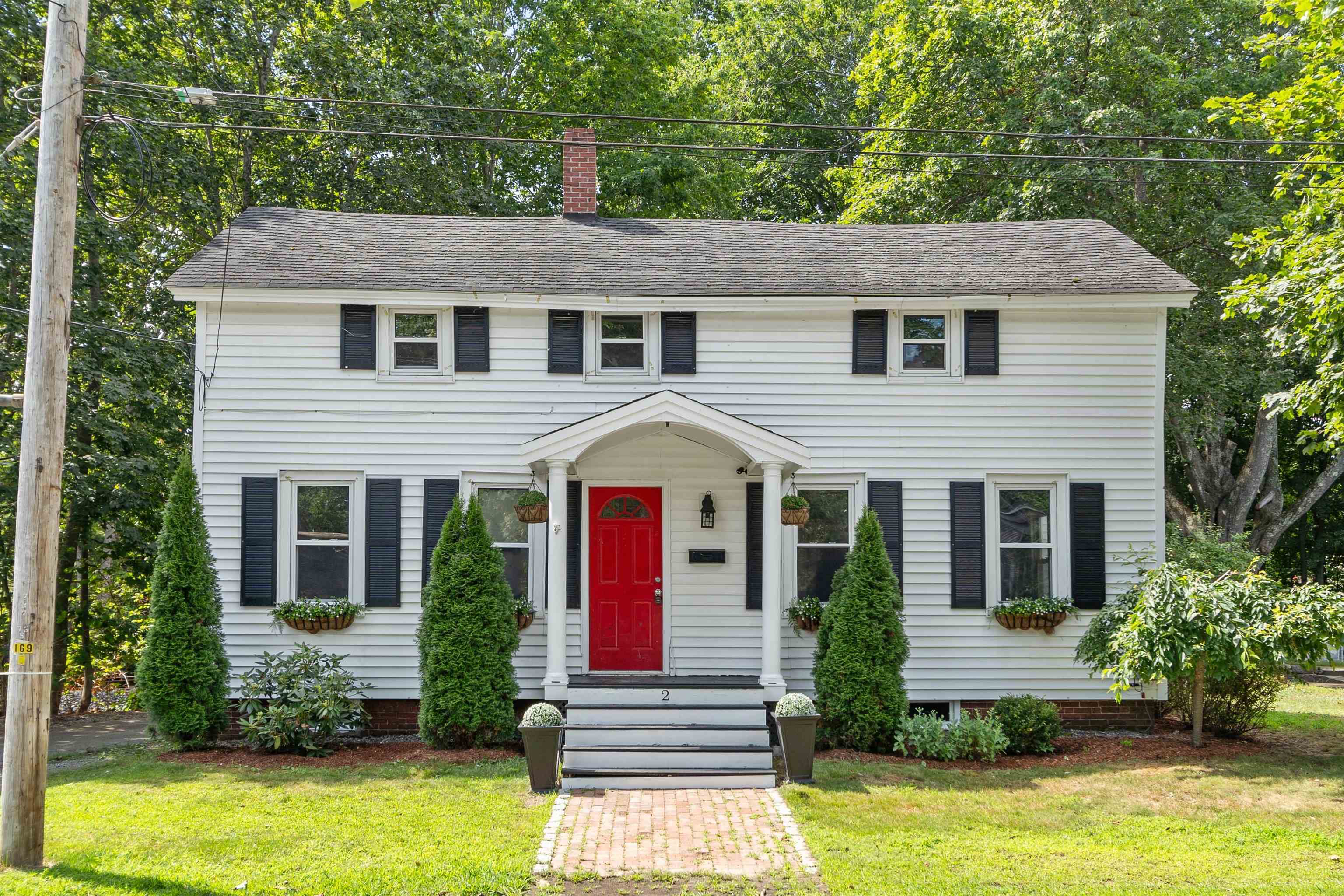 Property Photo:  2 Salem Street  NH 03833 
