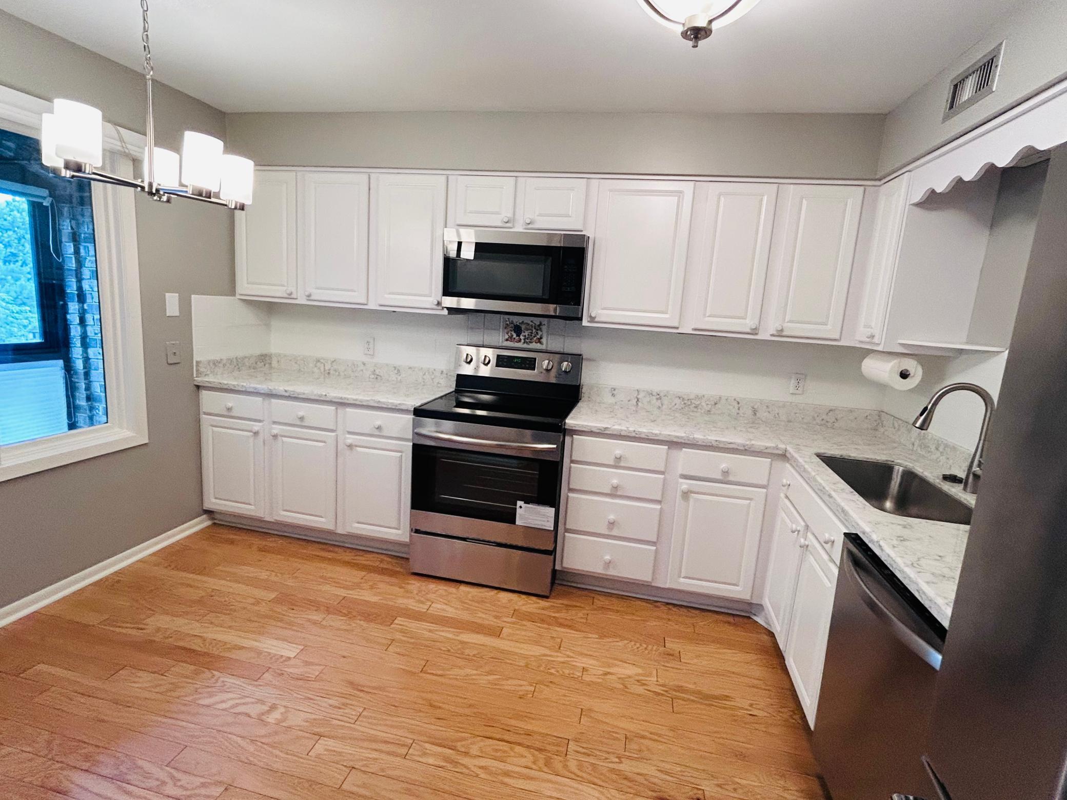 Property Photo: 1860 Eagle Ridge Drive W303 MN 55118