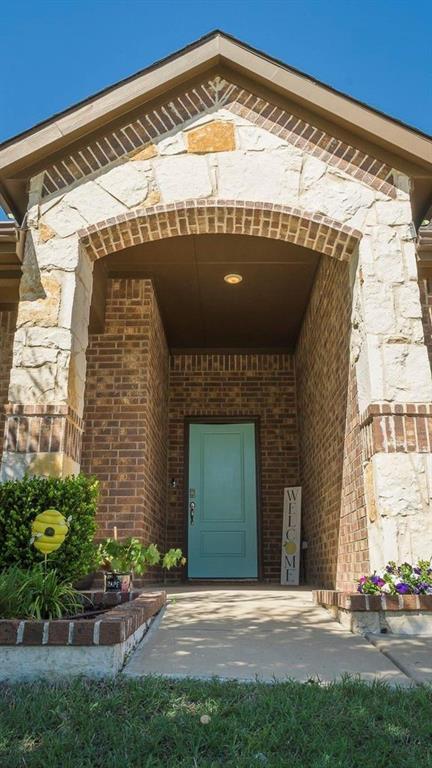 Property Photo:  129 Garden Grove Drive  TX 75165 