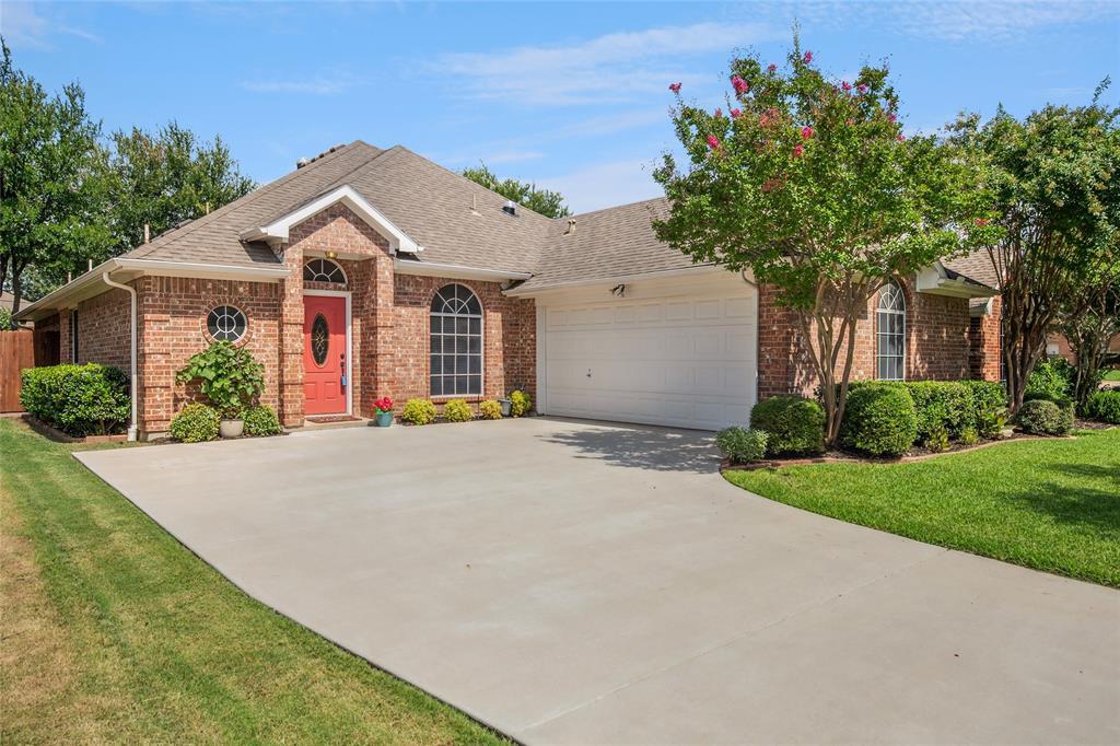 Property Photo:  1726 Chatham Lane  TX 76248 