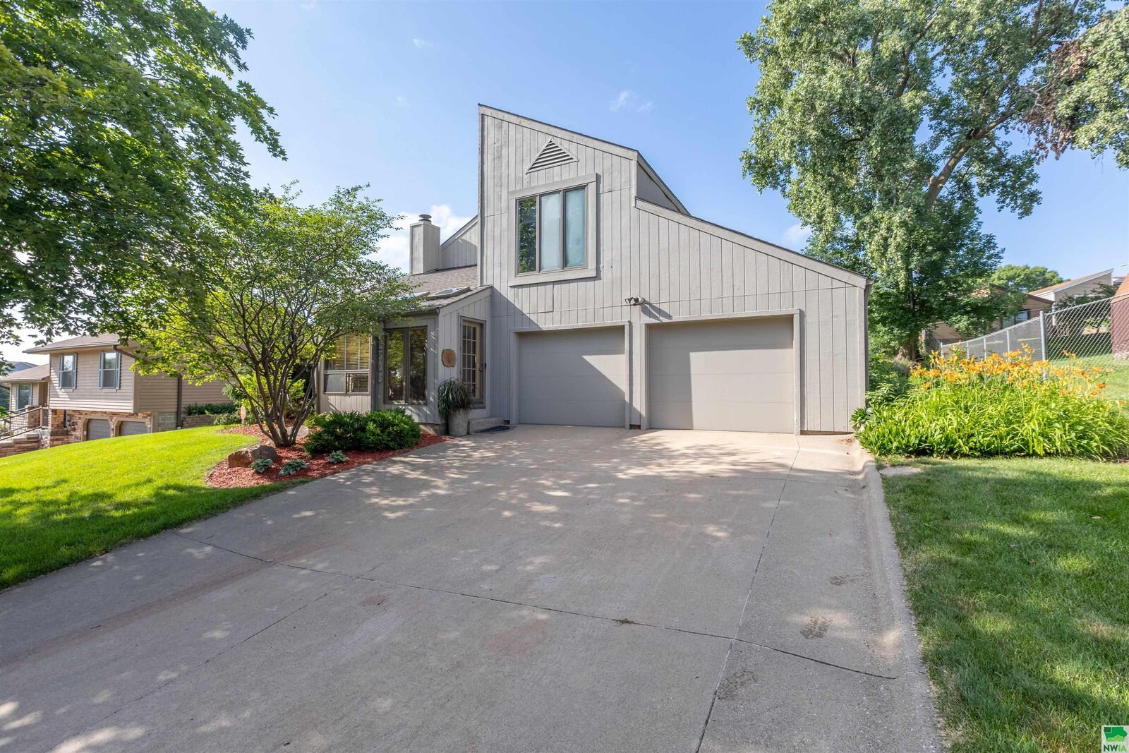 Property Photo:  2508 Apache Court  IA 51104 