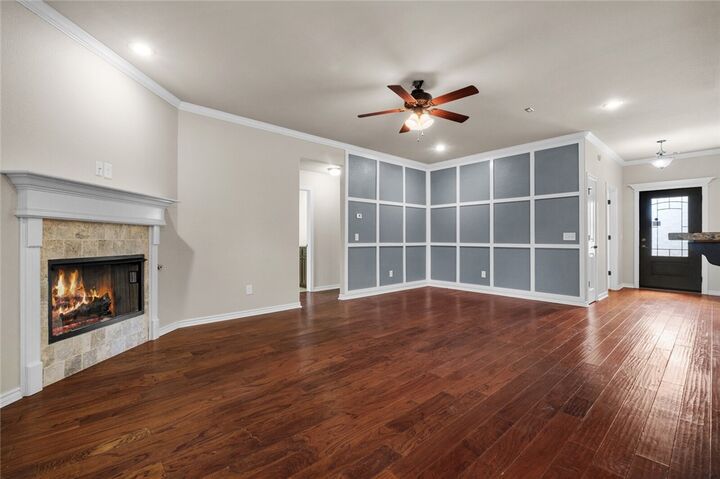 Property Photo:  904 SW Caprington Street  AR 72712 