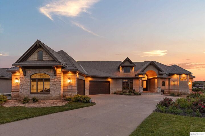 Property Photo: 12502 N 178th Circle NE 68007