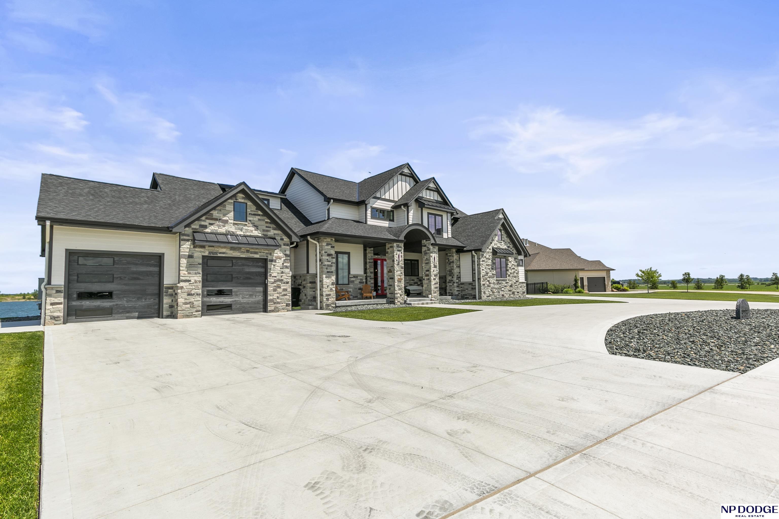 Property Photo:  3224 Bryan Shore Drive  NE 68025 