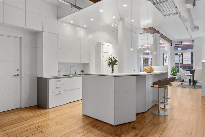Property Photo:  107 South Street 2A  MA 02111 