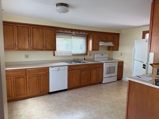Property Photo:  585 Hancock Street  RI 02878 