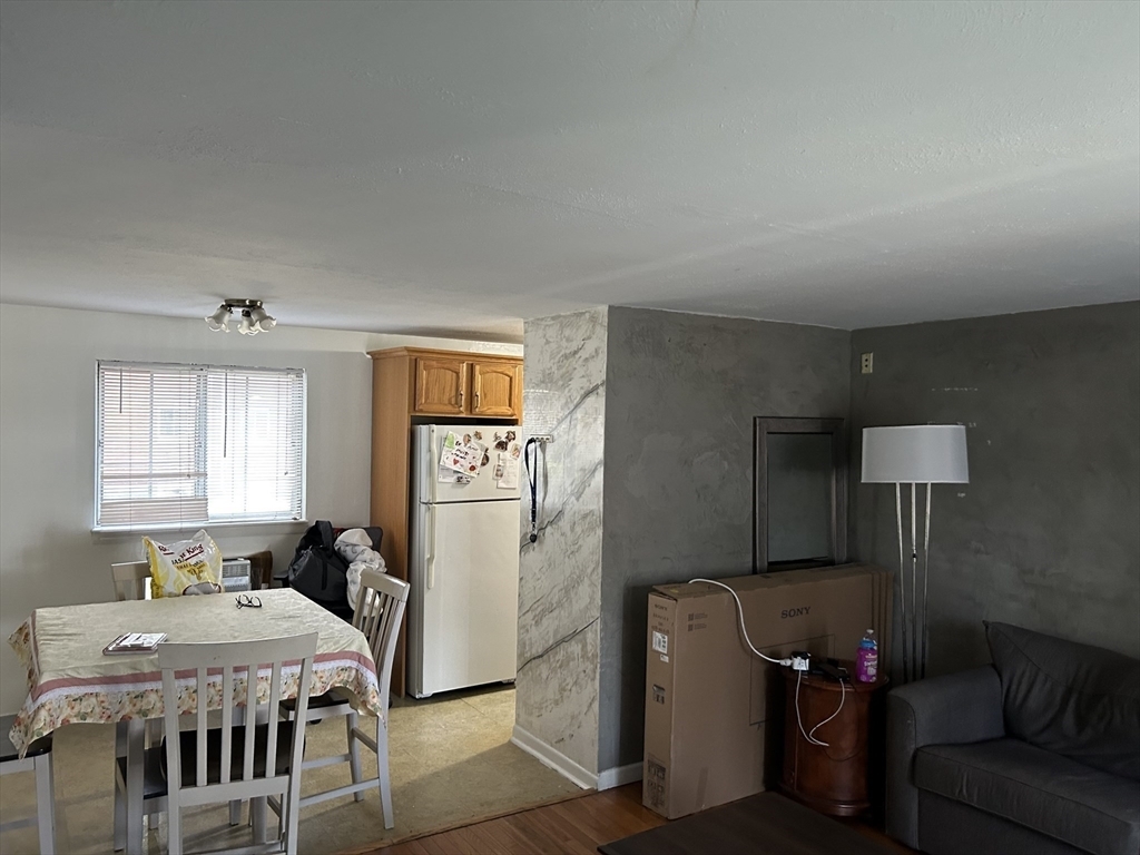 Property Photo: 101 Bishop Dr 101 MA 01702