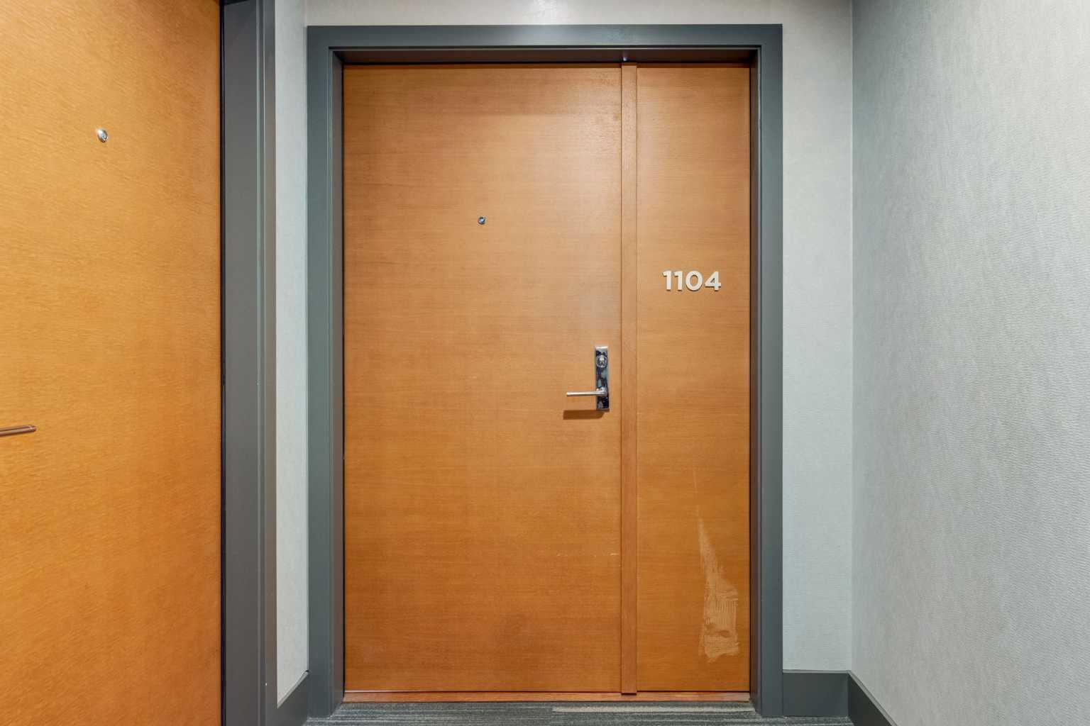 Property Photo:  510 6 Avenue SE 1104  AB T2G 0H1 