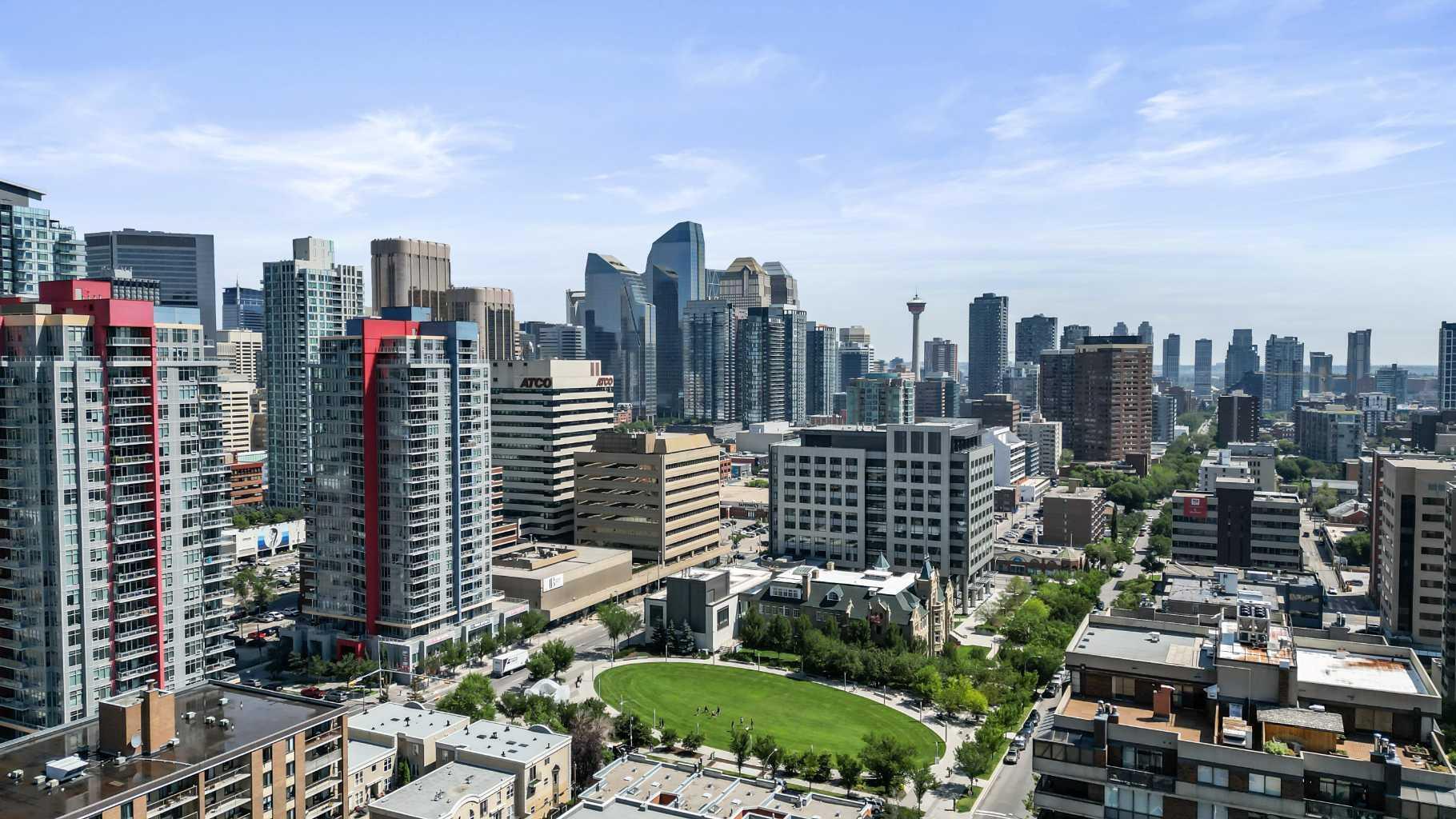 Property Photo: 1111 10 Street SW 607 AB T2R 1E3