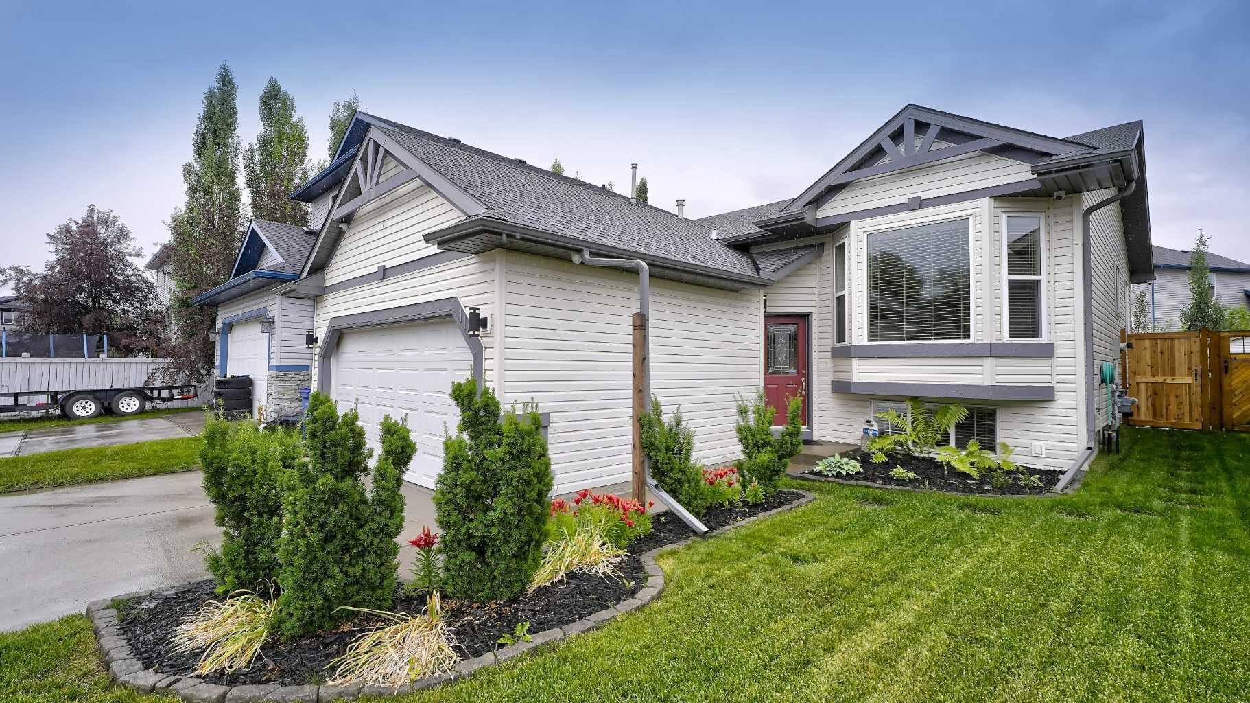 Property Photo: 114 Springs Crescent SE AB T4A 1G8
