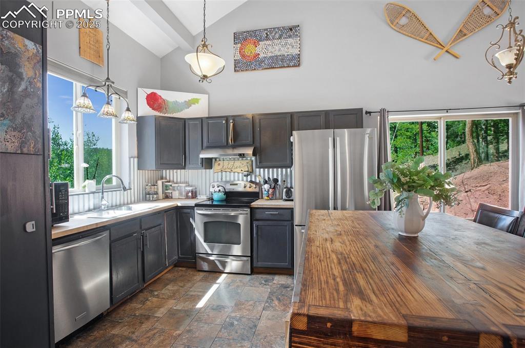 Property Photo: 181 Valley Lane CO 80863