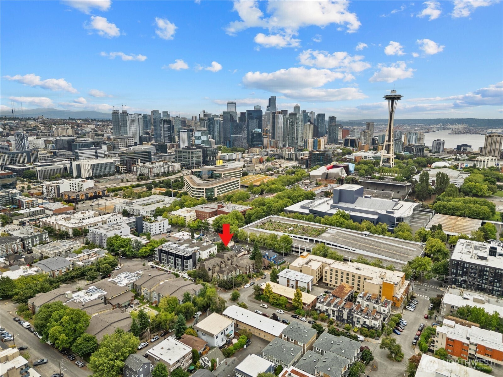 718  Nob Hill Avenue N B  Seattle WA 98109 photo