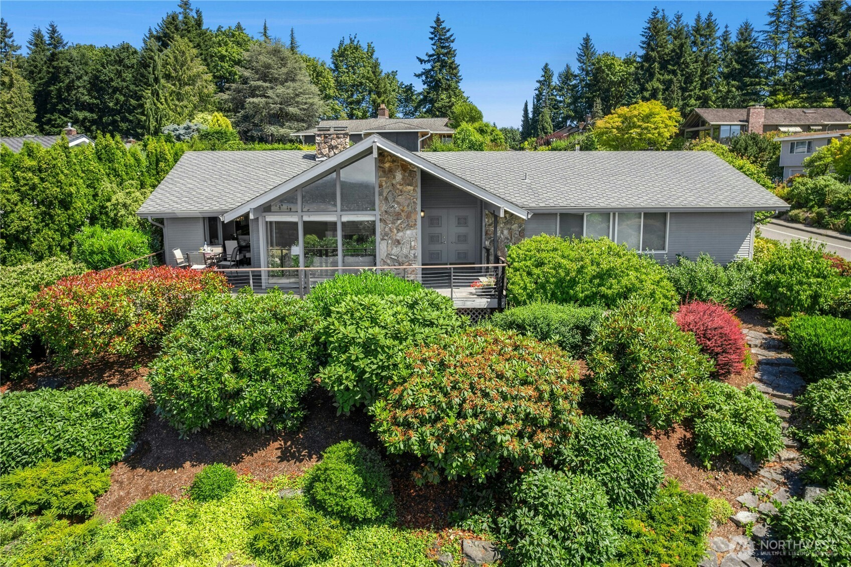 14000  Somerset Boulevard SE  Bellevue WA 98006 photo